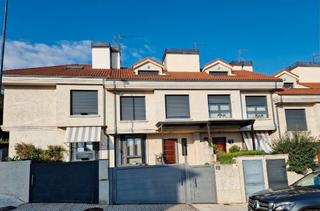 Casa pareada  Camio quirs. Venta camino quirs-urbanizacin miraflores venta chalet pareado