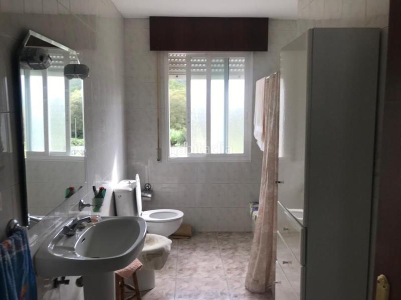 Foto cc2a8200-b7fe-42c6-bcbf-621b741a29e3. House with parking in Ponteareas