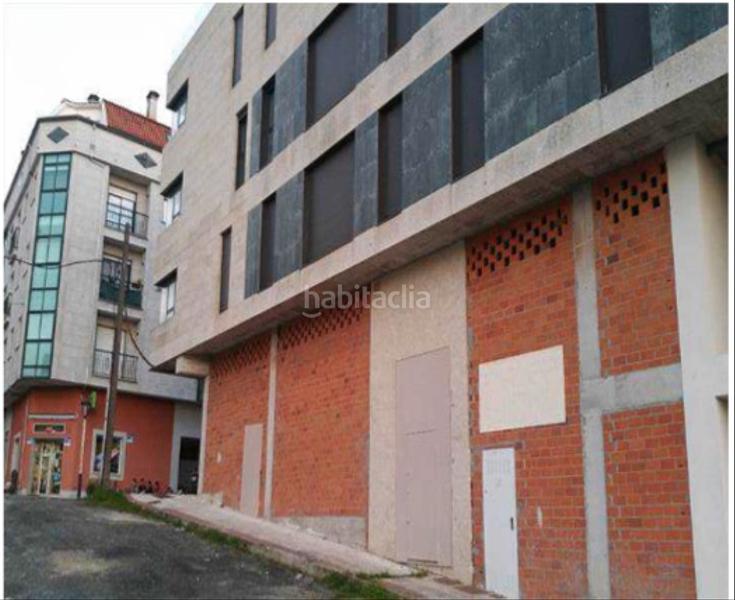 Foto 0b3fd30e-30d1-421d-ab25-9dcc1bd09d82. Edifici a Silleda