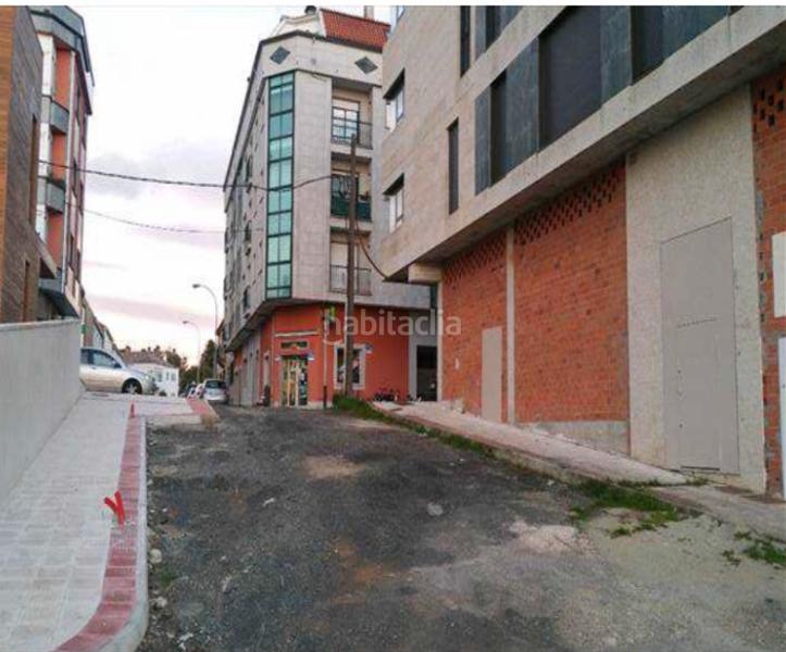 Foto 9deff962-05de-46a2-adcb-2b493dc6278c. Edifici a Silleda