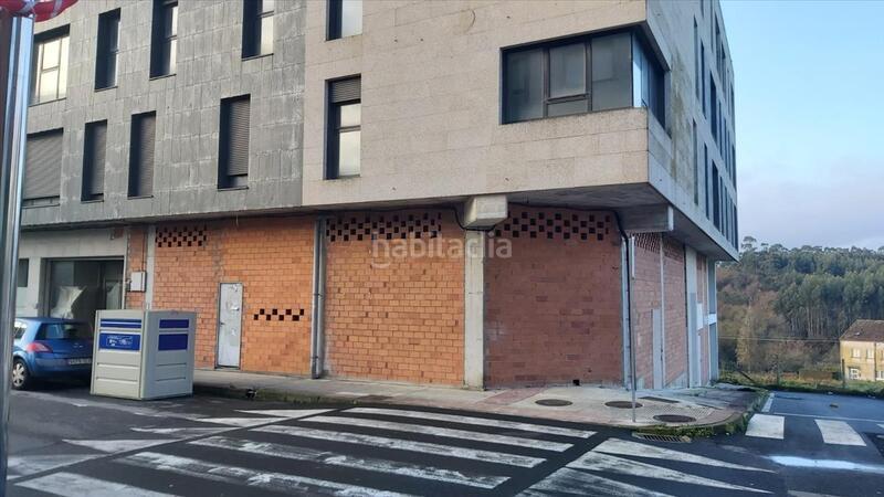 Foto ad26e75c-220d-46ab-a429-c4c9127bc356. Edifici a Silleda