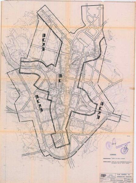 Foto d56c7b65-257f-4d8d-abd2-2951350a690e. Edifici a Silleda