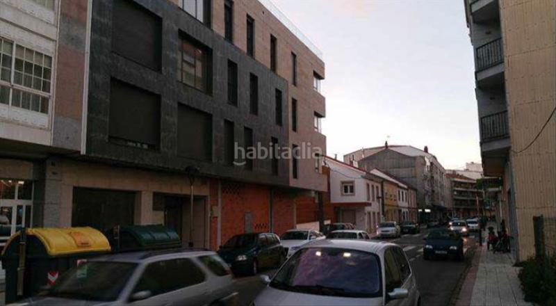 Foto f6700cad-c135-4dcc-82d7-f18b5f0ef6d8. Edifici a Silleda