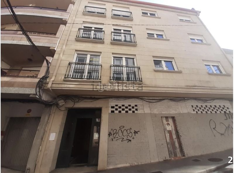 Foto 1c824ecb-46ab-41d0-8a78-d7c4d4bad12f. Local comercial a rúa reveriano soutullo 9 a Ponteareas