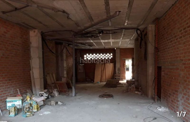 Foto cad751bc-1f95-4fa1-b3bf-d06ffa556c51. Local comercial a rúa reveriano soutullo 9 a Ponteareas