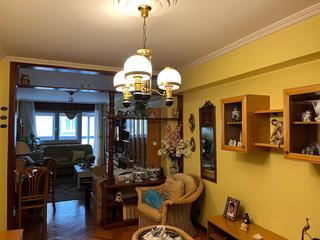 Etagenwohnung en Praza de isabel a catlica n3. Venta plaza isabel catlica-pizarro piso 4 dormitorios.
