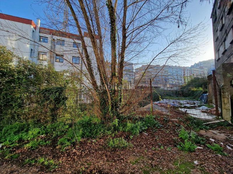 Foto a5852e46-68e3-449b-b0d2-e1691e3675e4. Terreny residencial a Plaza de la industria Vigo