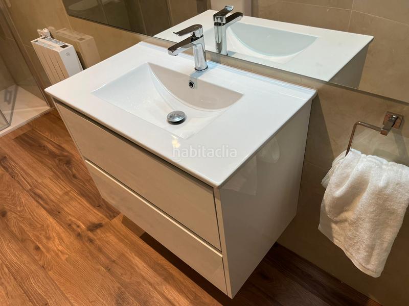 Foto 2e6bd877-3b23-4f14-ad14-0ec65239da62. Oficina amb calefacció a Centro - Areal Vigo