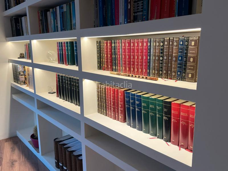 Foto 358a798a-71bb-4c61-9be3-ca3a25503b10. Oficina amb calefacció a Centro - Areal Vigo