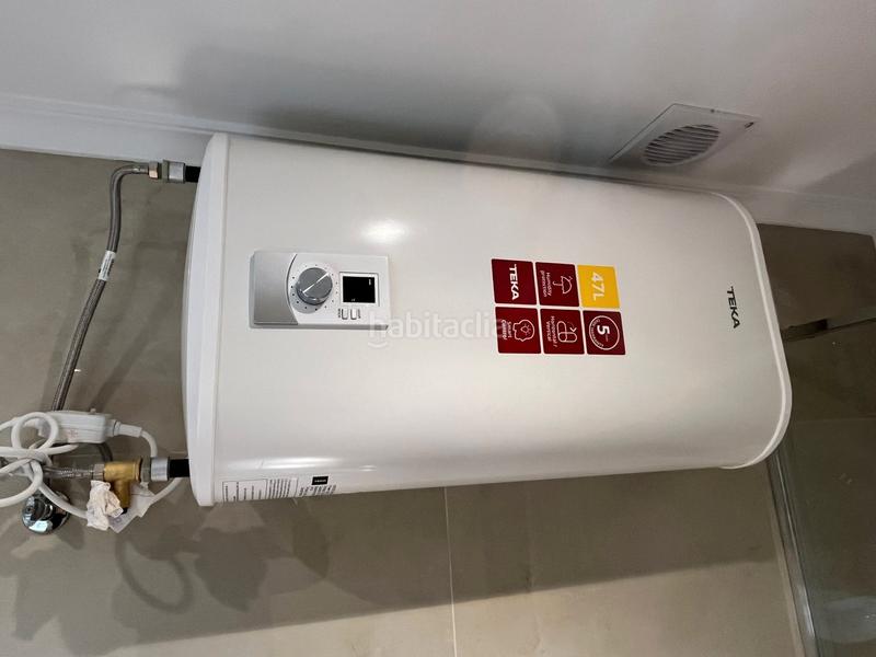 Foto 7e64ef88-4930-4ddc-8baa-df1daf9e7fef. Oficina amb calefacció a Centro - Areal Vigo