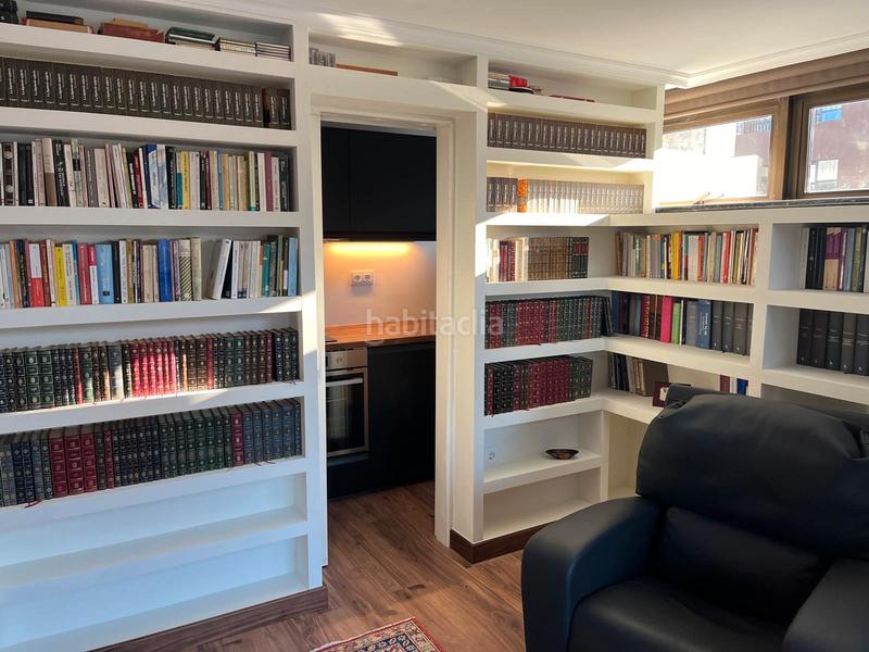 Foto cc1ea2ba-f80c-4030-9c00-cbc2a718684b. Oficina amb calefacció a Centro - Areal Vigo