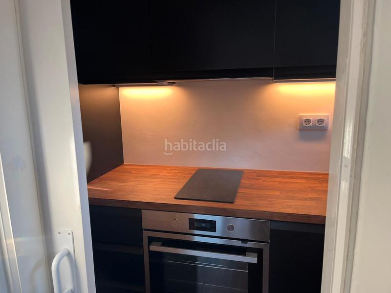 Foto d46d71b2-20f6-4b8b-ae22-074f28e97f97. Oficina amb calefacció a Centro - Areal Vigo