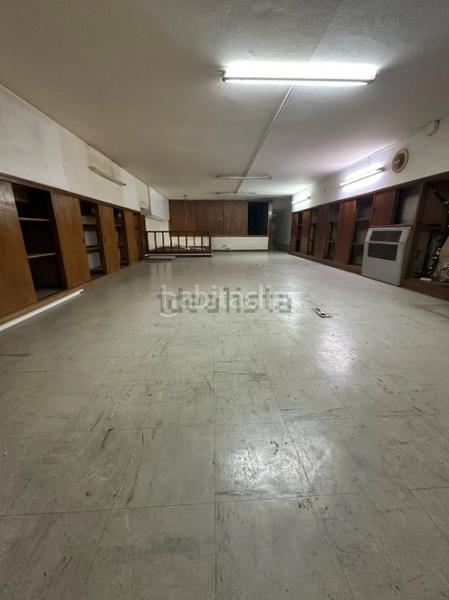 Foto 34c227f2-c586-4586-a7d9-0fdbb6e94d50. Locale commerciale con riscaldamento in Centro - Areal Vigo