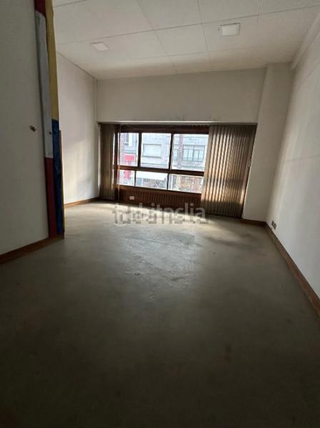 Foto 9b15499d-4a14-4793-9c01-8d954e94603b. Locale commerciale con riscaldamento in Centro - Areal Vigo