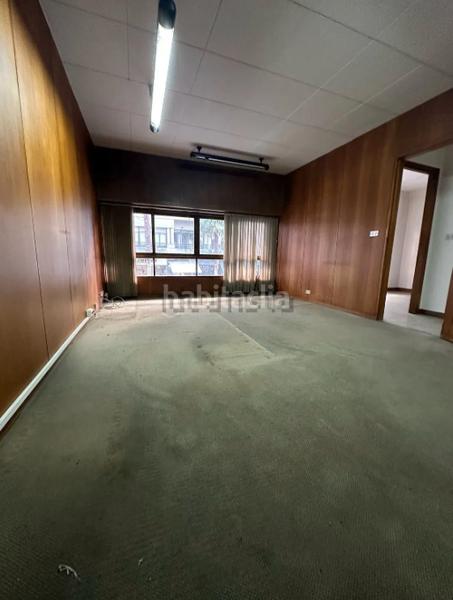 Foto d10db136-bce4-47ec-ba29-b66533330306. Locale commerciale con riscaldamento in Centro - Areal Vigo