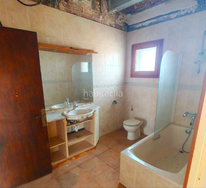 Foto dd78e057-28d7-4aa4-99b6-4a1f43f97364. Edifici a avenida galicia 8 a Ponteareas