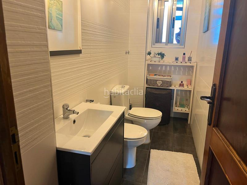 Foto 5d990c77-4ff2-4c3b-bbfd-7c4a4a04f21a. Haus mit heizung parking in Lavadores Vigo