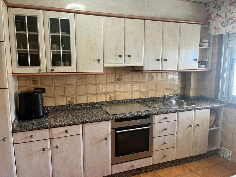 Foto 6d55428c-3292-40f1-8498-c916f04b2d63. Haus mit heizung parking in Lavadores Vigo