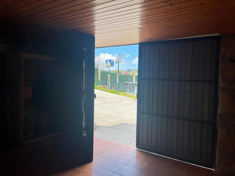 Foto e064ec29-5656-401f-a7d5-5d9b4f0fbc75. Haus mit heizung parking in Lavadores Vigo