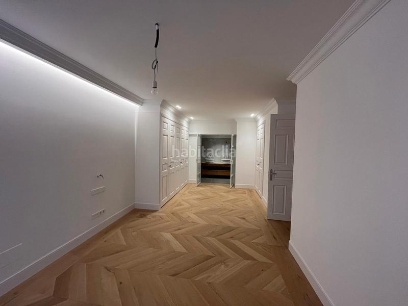 Foto 26bcf132-9a9b-46b0-a4da-bce81f294388. Etagenwohnung mit heizung parking in Centro - Areal Vigo