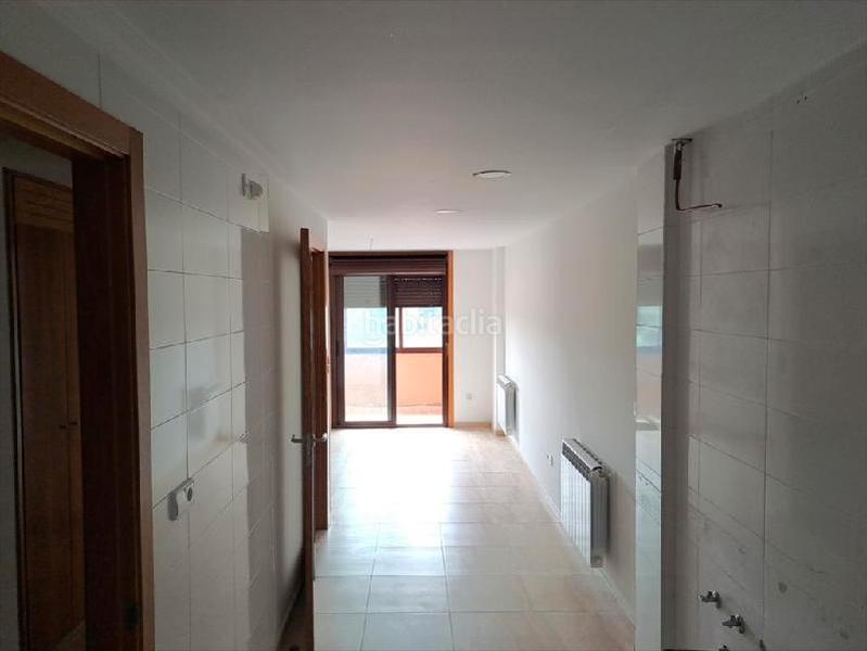 Foto 0ef1d46c-f10c-4b9d-943c-4e269ca284c3. Piso en poblado devesa 5 venta calle ramón de valenzuela- piso 3 dormitorios. en Silleda