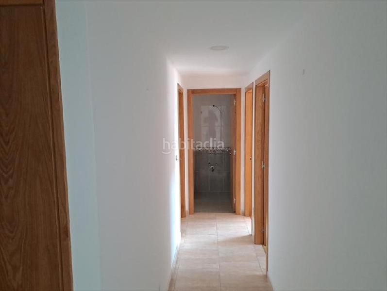 Foto 7518500a-2c4a-4db9-925a-6a6daeb5ede9. Piso en poblado devesa 5 venta calle ramón de valenzuela- piso 3 dormitorios. en Silleda