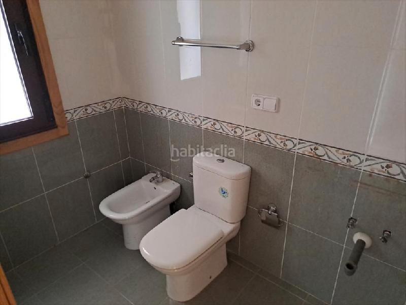 Foto 9e706716-1c11-4492-9a75-d724c7431703. Piso en poblado devesa 5 venta calle ramón de valenzuela- piso 3 dormitorios. en Silleda