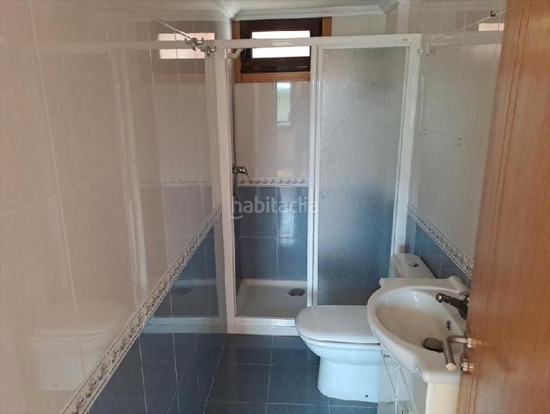 Foto c46f07dc-efef-40af-b9cb-a1d5d8de9909. Piso en poblado devesa 5 venta calle ramón de valenzuela- piso 3 dormitorios. en Silleda