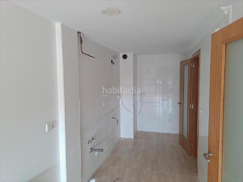 Foto cadd55a6-c93a-4fdd-a930-36de2b7cddad. Piso en poblado devesa 5 venta calle ramón de valenzuela- piso 3 dormitorios. en Silleda