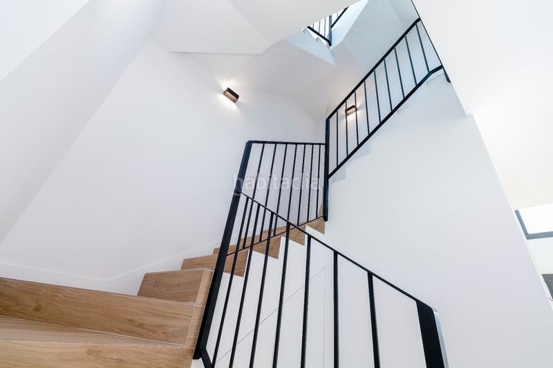 Foto 30263d68-afd4-4b7a-9ee1-b909b530c3f6. Towny house with heating parking pool in Navia Vigo