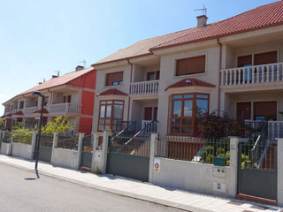Maison jumelée  Carril os anxos