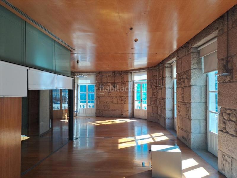 Foto 62a897fc-c444-49da-8c75-56cc782df3e4. Location bureau avec chauffage dans Centro - Areal Vigo