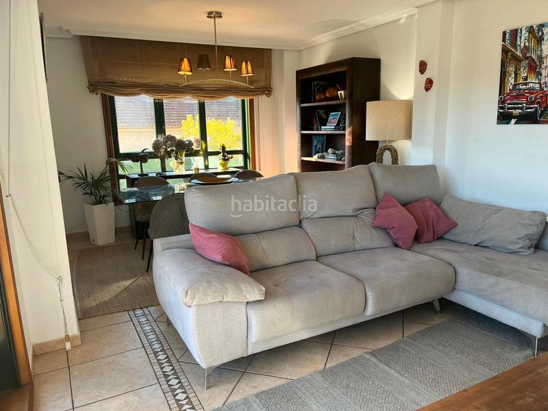 Foto 1c202d8f-cfd5-473c-b333-2a280f57cea4. Casa pareada en Nigrán centro Nigrán