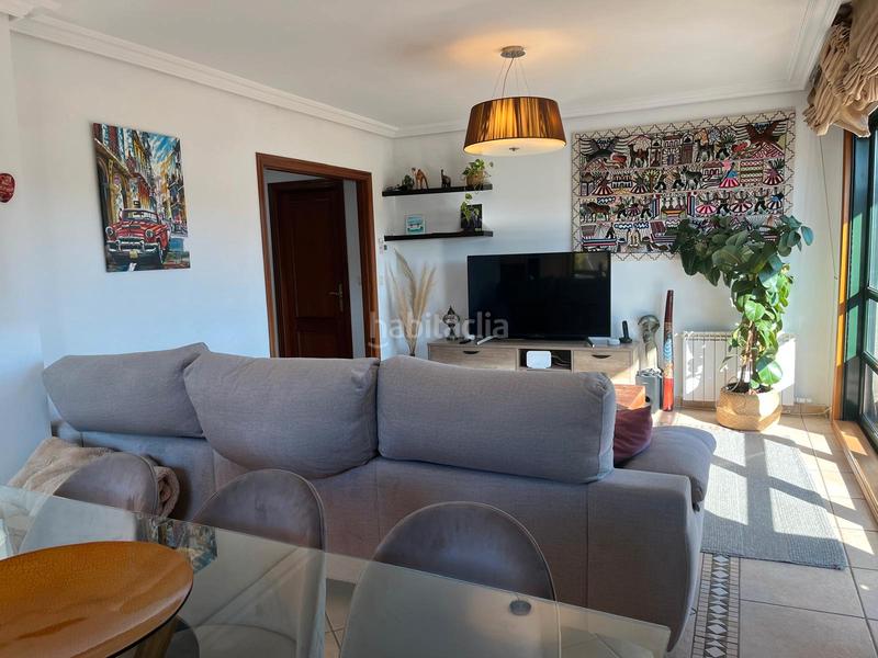 Foto 7cf21e81-f8ae-4221-bfd4-9d787c7292f4. Casa pareada en Nigrán centro Nigrán