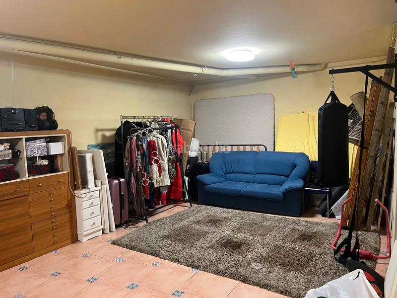 Foto 9123bdc7-5ebf-40d1-b46f-2ba6583c99b0. Casa pareada en Nigrán centro Nigrán