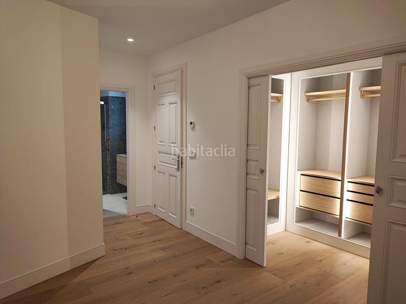 Foto fc716a4b-b374-40b2-b744-b415b2b6d744. Pis amb calefacció aparcament a Centro - Areal Vigo