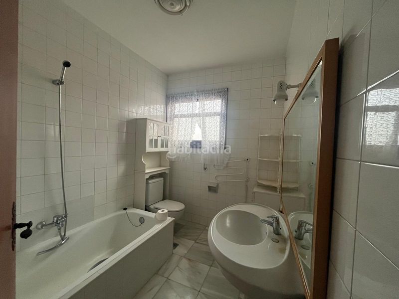 Foto ccc47c50-3e89-4542-b815-14831a4353f5. Xalet amb aparcament a Coruxo - Oia - Saiáns Vigo