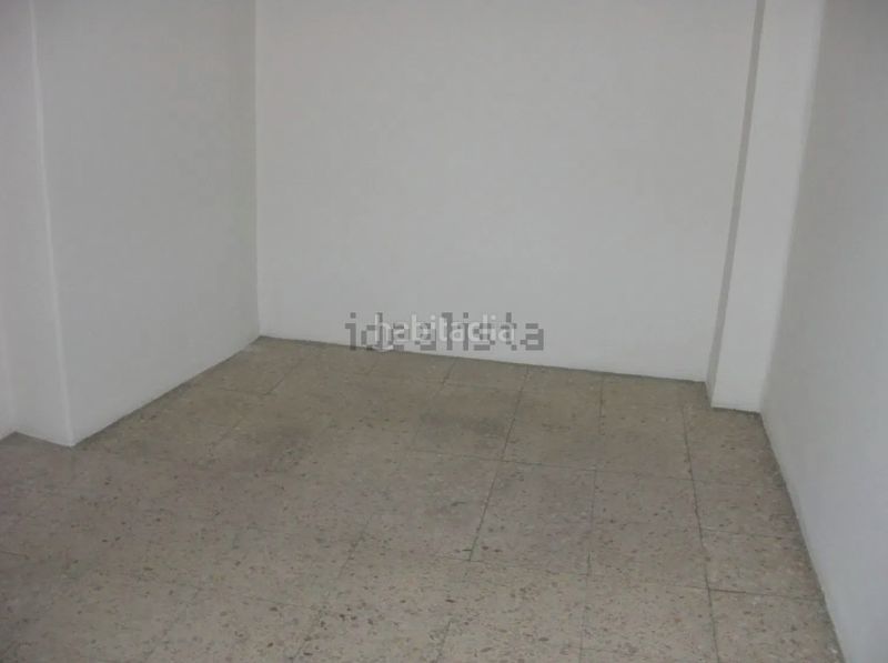 Foto 9ac3a2ac-0d08-47ed-a5f1-c0053c2c2435. Local comercial a Fátima Vigo