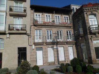 Building  Praza maior