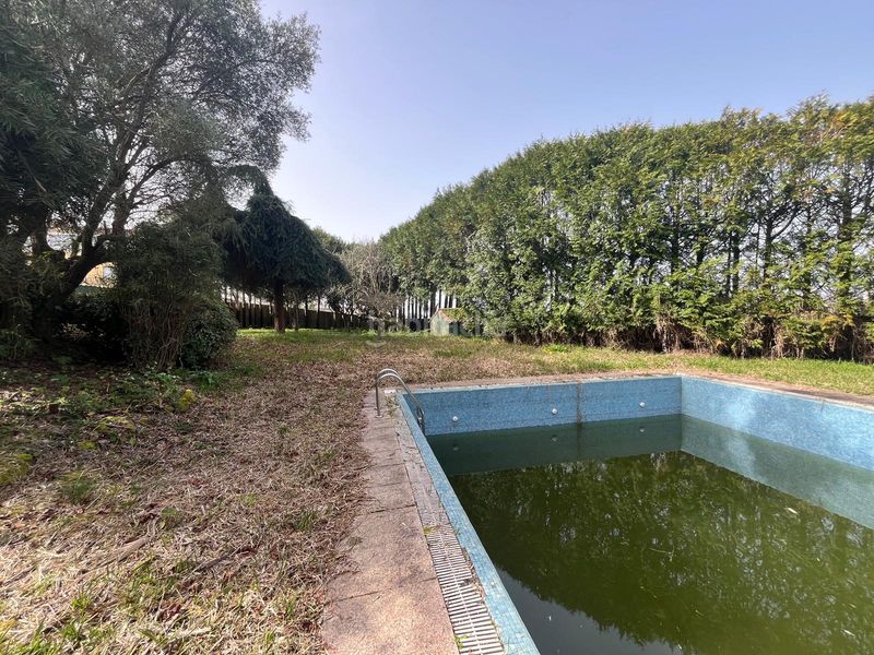 Foto 5c4bb6b1-95fb-4203-a52b-07c6891857aa. Xalet amb aparcament piscina a Comesaña - Matamá Vigo