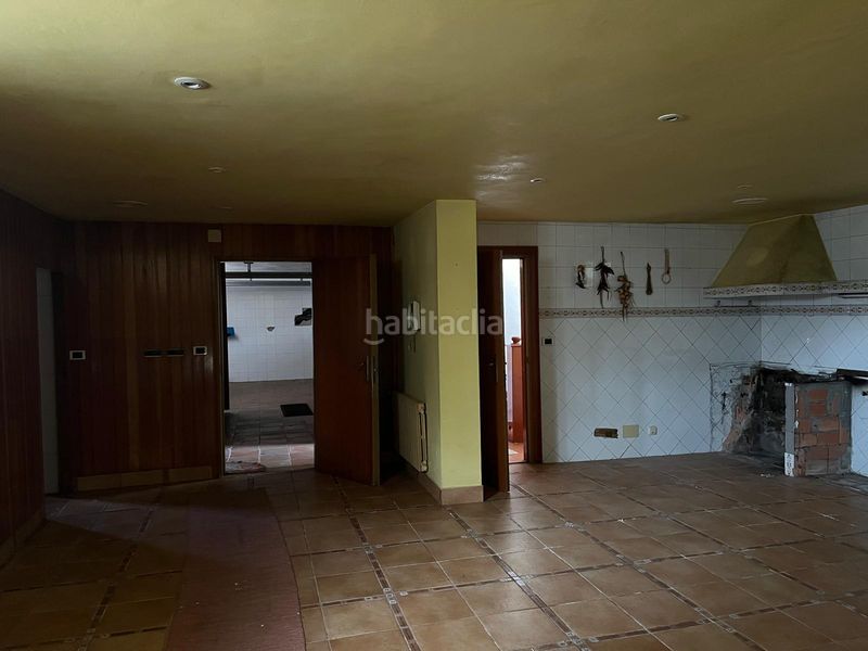 Foto ae30c08d-30a2-4dca-b0a0-abc2aa45ab30. Xalet amb aparcament piscina a Comesaña - Matamá Vigo
