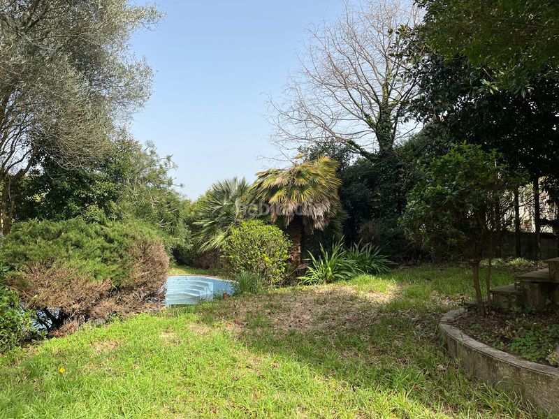 Foto e32a1785-8f42-4952-96fb-bd0d29b44dca. Xalet amb aparcament piscina a Comesaña - Matamá Vigo