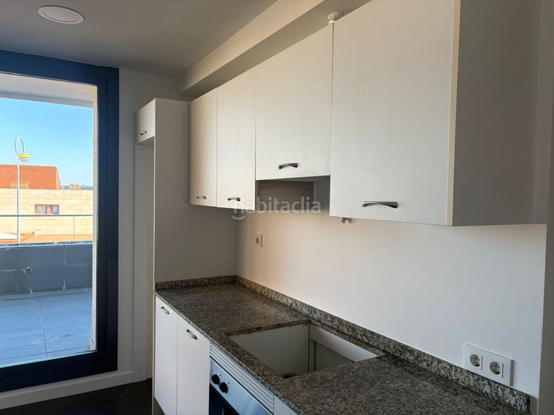 Foto f3cc5a5a-ec0f-4874-846c-fb915b8d9c05. Appartement avec parking dans Baiona