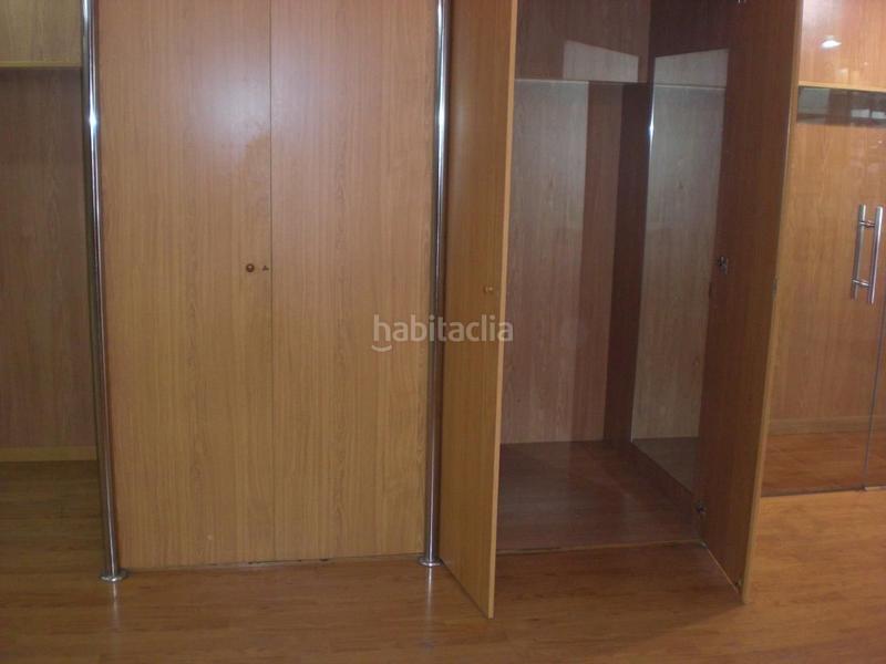 Foto 3336961b-c705-4def-bbf7-5fd70d1ae263. Alquiler local comercial alquiler local calle urzáiz. en Vigo