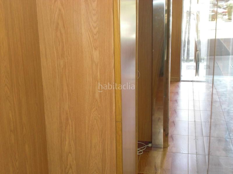 Foto 3088a7f3-2496-4b45-a092-ae7e758bbbfb. Rent business premise in Fátima Vigo