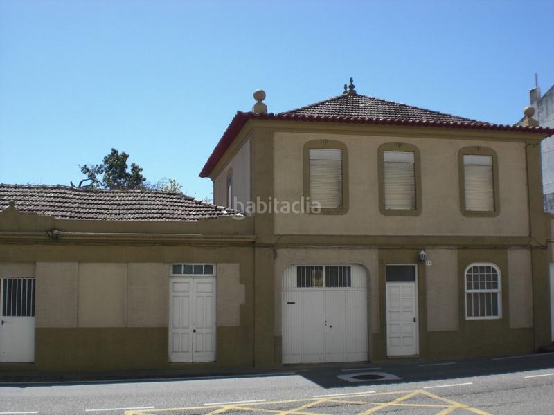 Foto 83bcac32-4a97-4ce8-a96c-cb89222654bf. House with parking in Lavadores Vigo
