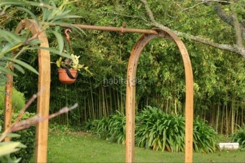 Foto d271bf4a-fd47-4d21-8cbd-23a7bccf08b6. House with parking in Lavadores Vigo