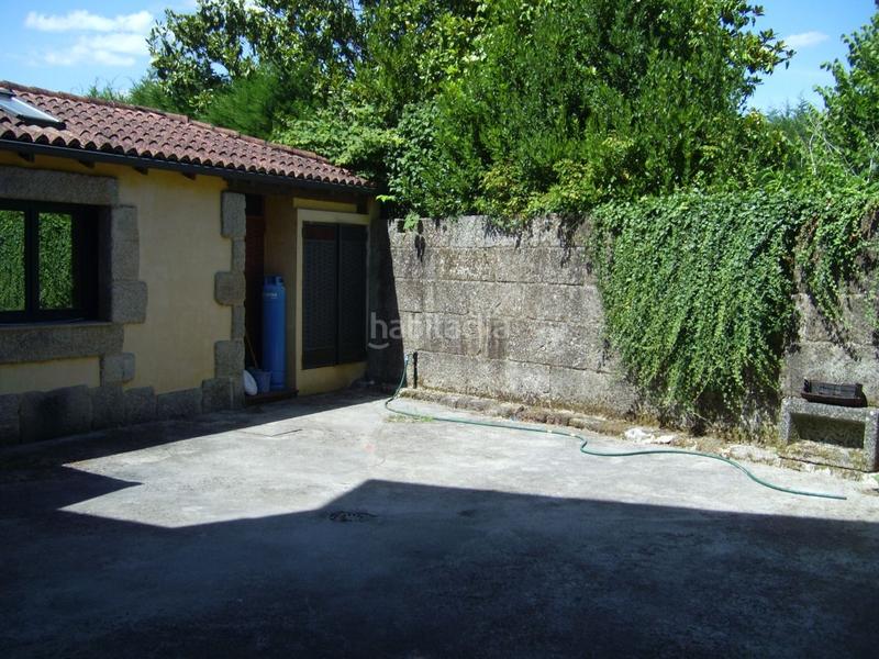 Foto 34f677c1-770c-42a6-b399-9e62e8380f2a. Casa a Leiro