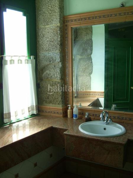 Foto e7dd0e31-200c-4ada-a364-f24f06b80f9a. Casa a Leiro