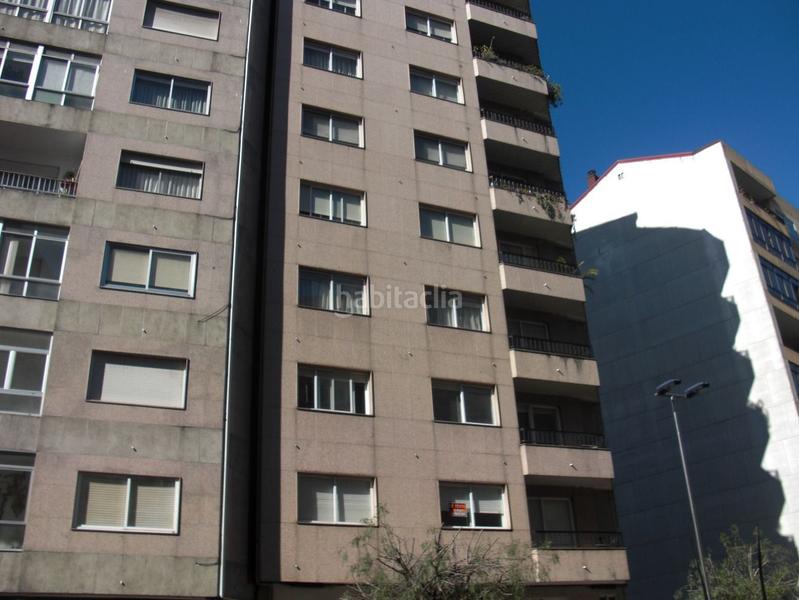 Foto 3e301603-dc8c-4a03-add9-4311a53e7c7e. Rent business premise in travesía de Vigo - san xoán Vigo